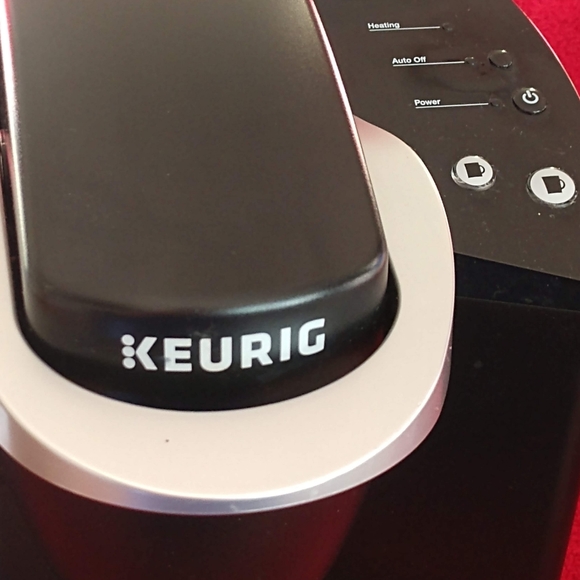 Used, but clean Keurig, full size - Picture 5 of 5